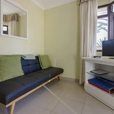 Apartment Royal Gardens 1a016 *